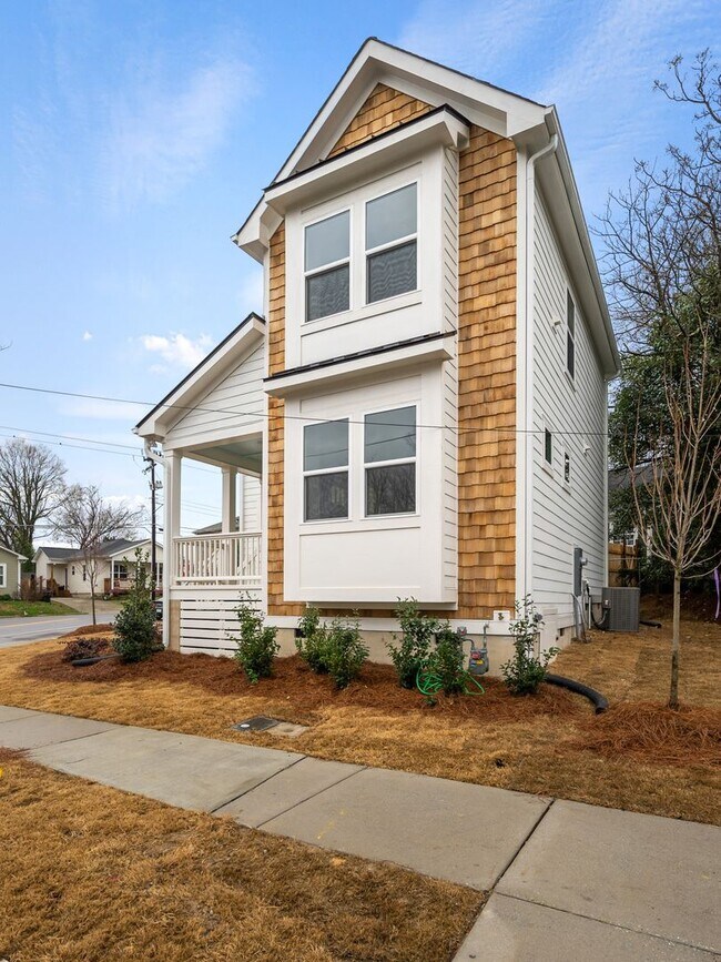 Foto del edificio - The Perfect 2 Bedroom 2.5 Bathroom Home Ne...
