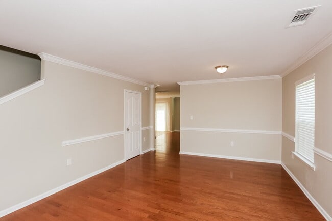 Building Photo - 9535 Eagle Feathers Drive