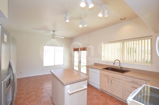 Foto del edificio - Gilbert 3 Bedroom, 2.5 Bath! Oversize pati...