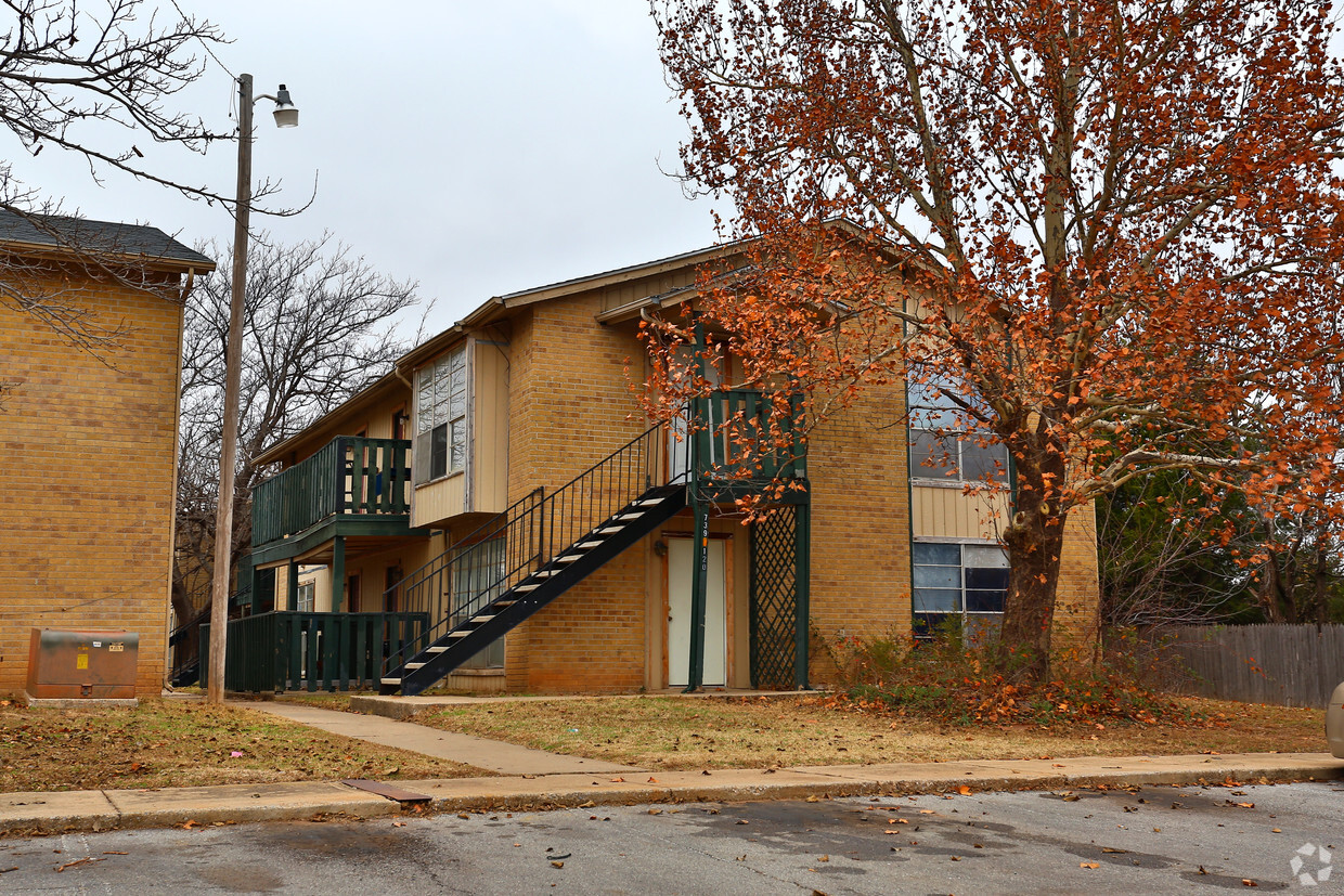 Building Photo - Village South Apartments