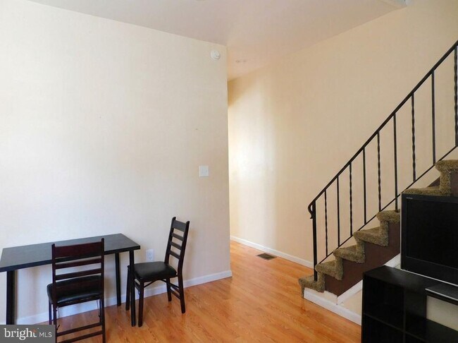 Foto del edificio - 2025 N Gratz St