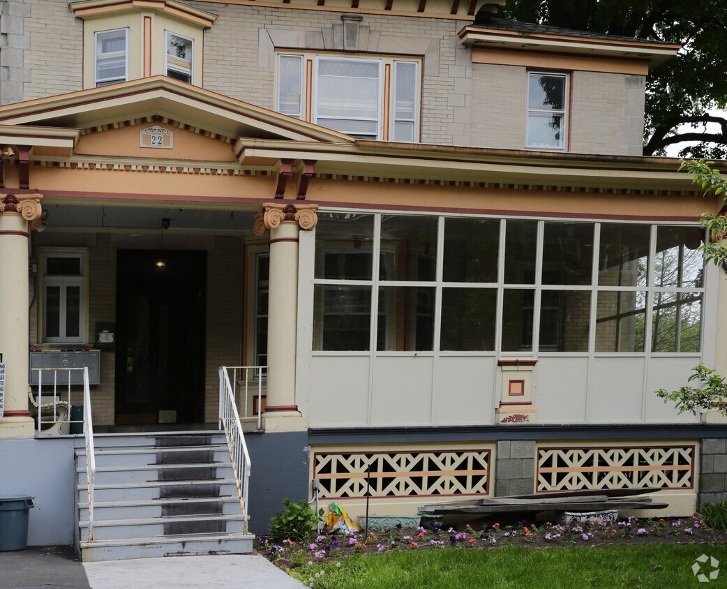 Close Up View of Front Entrance - 22 S Lake Ave