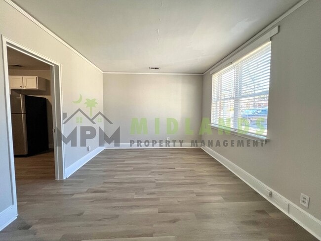 Building Photo - 1018 Munsen Spring Dr