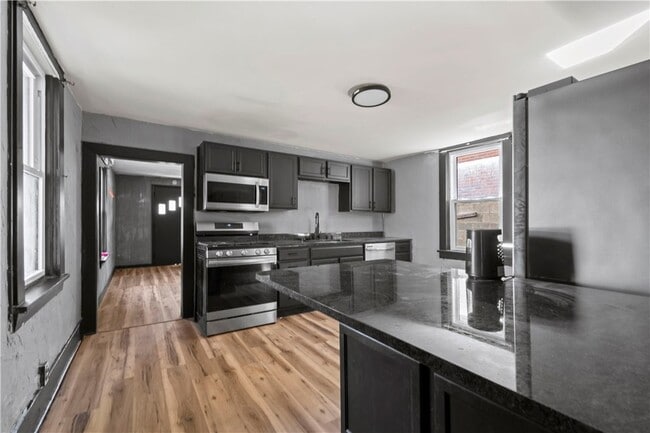 Building Photo - 813 Bower Hill Rd