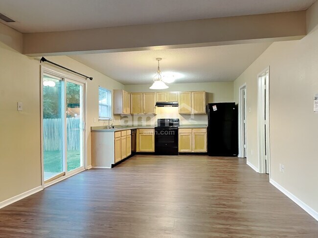 Foto del edificio - 15135 Fawn Hollow Ln