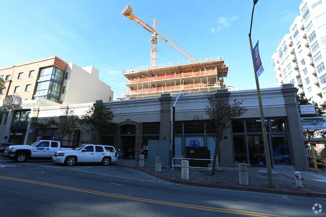 Building Photo - 72 Townsend St