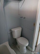 Building Photo - 26 Crescent St