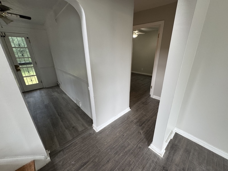 18801 Invermere Ave Cleveland, OH 44122 – photo 5