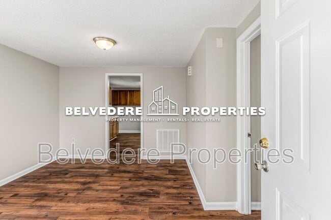 Building Photo - 110 S Raleigh St
