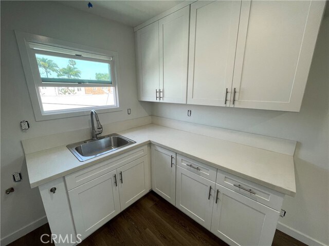 Foto del edificio - 224 Elmira Ave