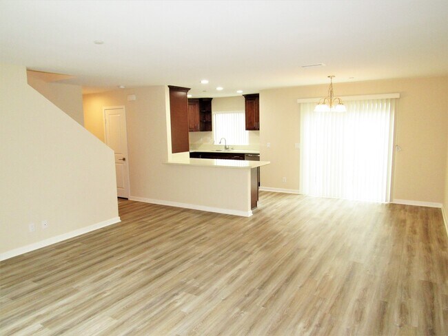 Building Photo - 242 S. Redwood Avenue