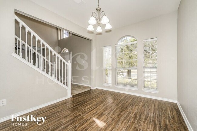 Building Photo - 1716 Trinity Hill