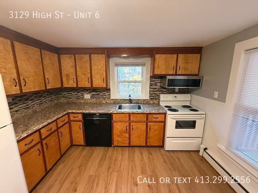 Primary Photo - 3129 High St