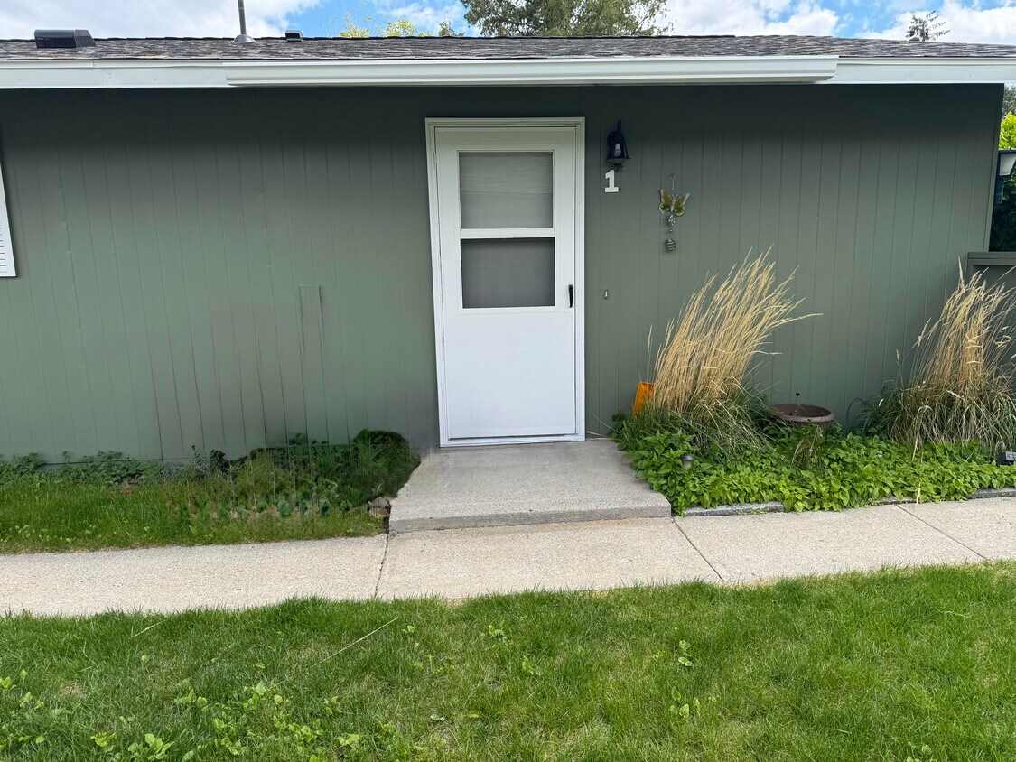 Foto principal - 1102 Cannon St