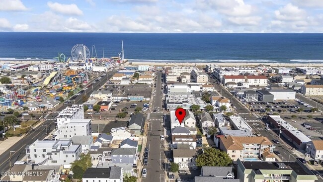 Building Photo - 111 Blaine Ave