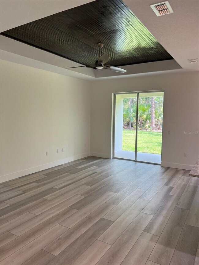 Building Photo - 40 Post Tree Ln