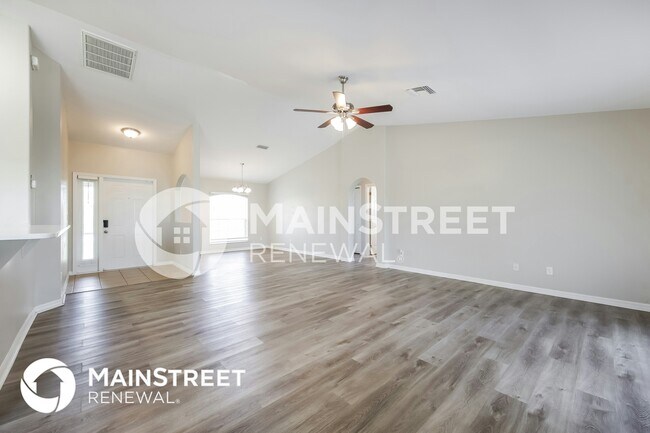 Building Photo - 2715 72nd St W