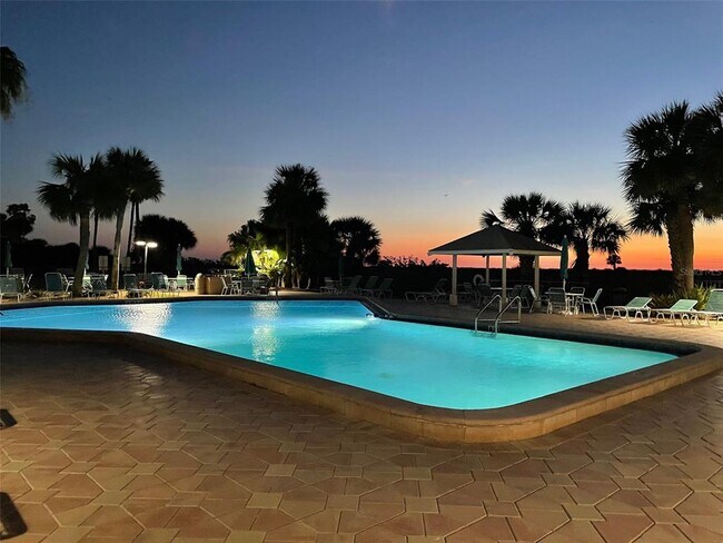 Foto del edificio - 1230 Gulf Blvd
