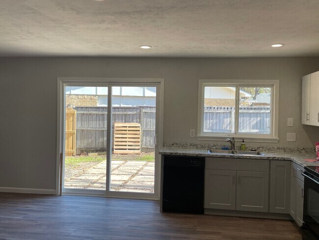 Photo - 3461 Cherrywood Ln House