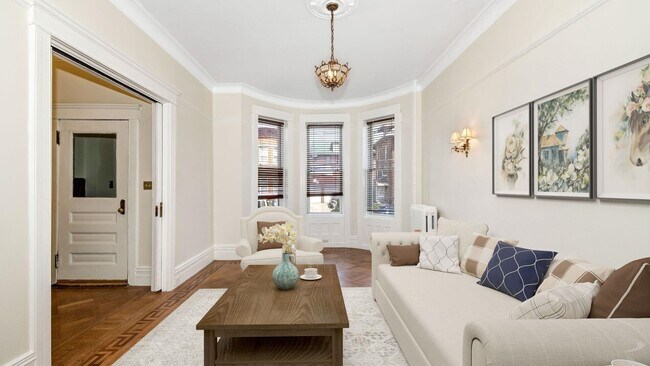 Foto del edificio - 247 Woodlawn Ave