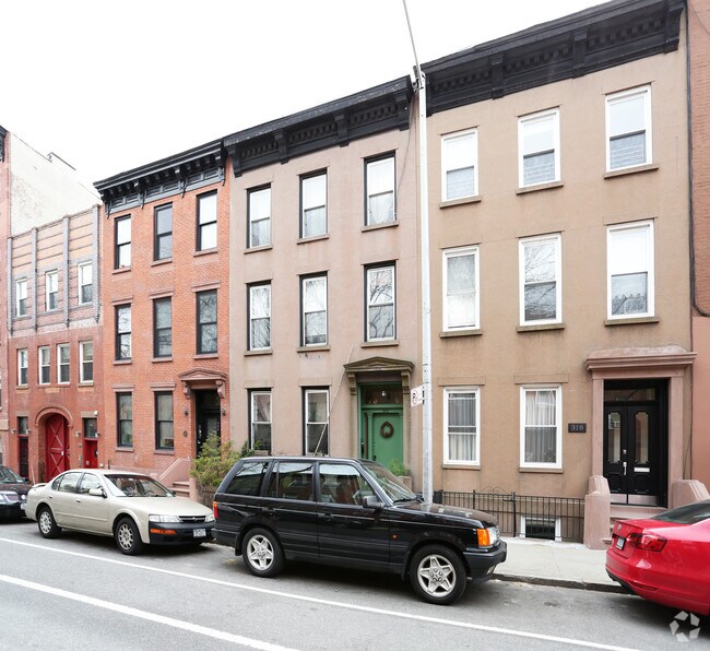 Building Photo - 320 Sackett St