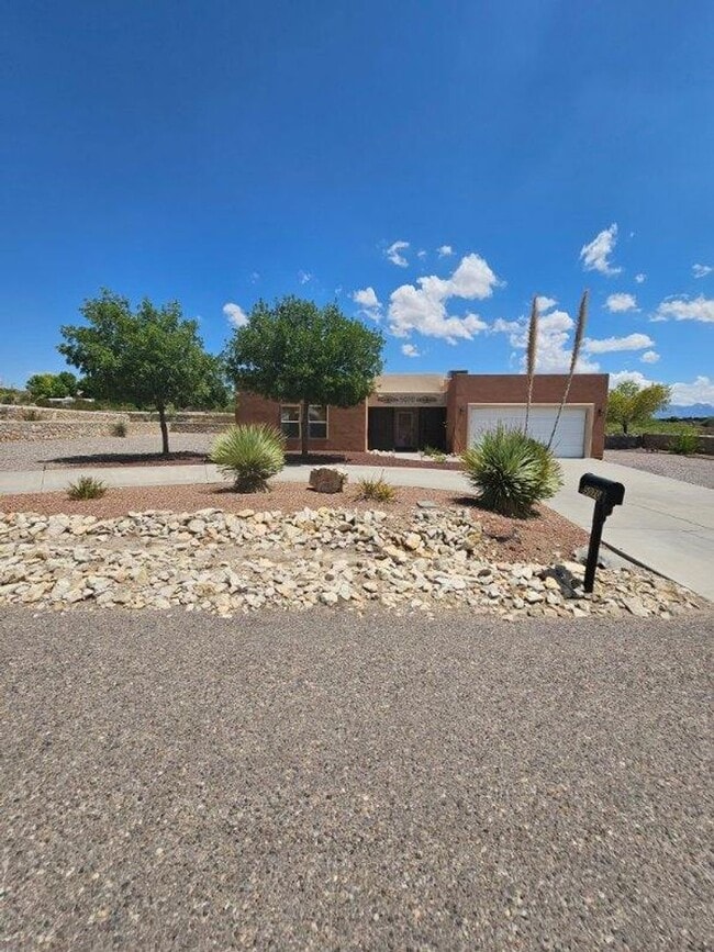 Building Photo - 5070 Usana Ct