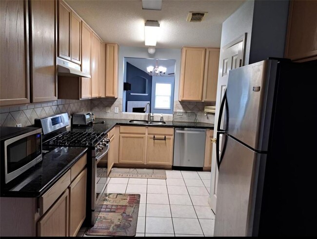 Building Photo - 10218 Stone Cactus Dr
