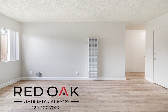 Foto del edificio - 17341 Hurley St