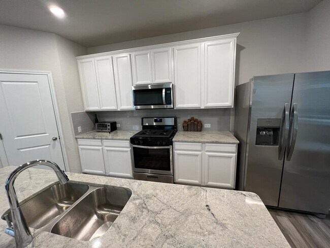 Foto del edificio - 138 Sawtooth Mountain Way