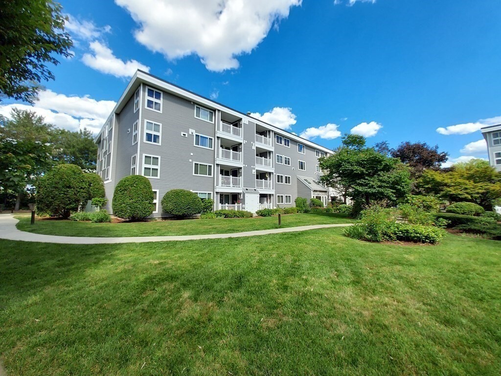 Primary Photo - 255 North Rd