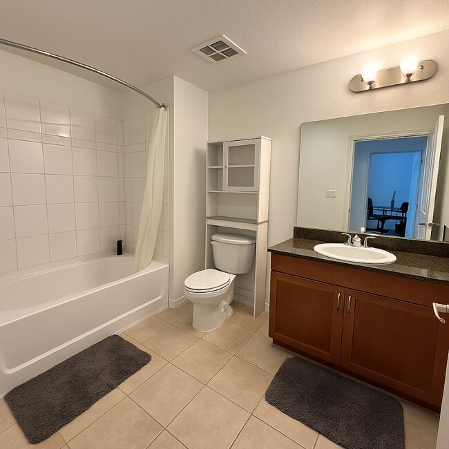 Foto del edificio - 1240 India St