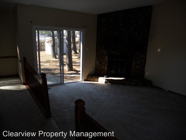 Building Photo - 3 br, 2 bath House - 905 Whitcomb Dr.
