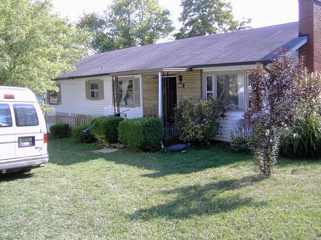 5637 Davida Rd, Knoxville, TN 37912 House Rental in Knoxville, TN