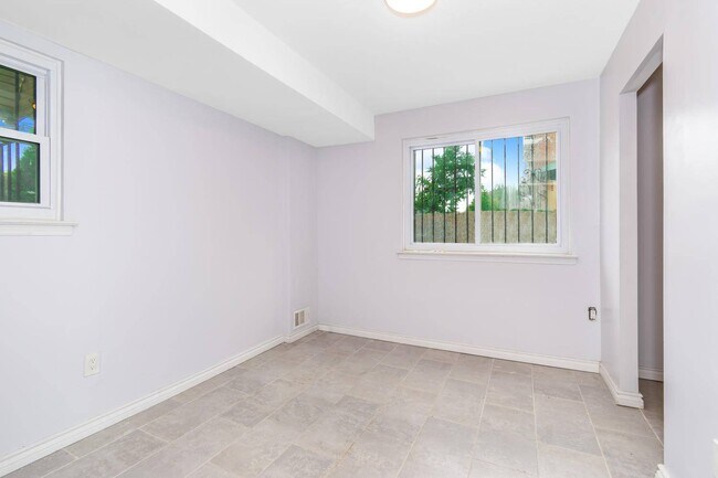 Building Photo - 1756 Lacombe Ave