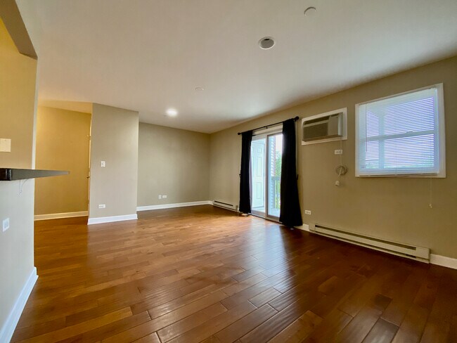 Building Photo - 1363 Cunat Ct