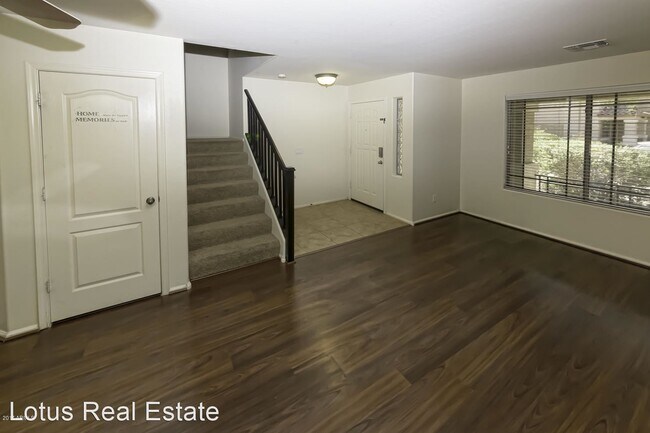 Foto del edificio - 4 br, 2.5 bath House - 28351 N Quartz St.