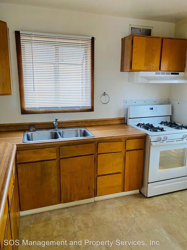 Foto del edificio - 2057-2059 Drescher St