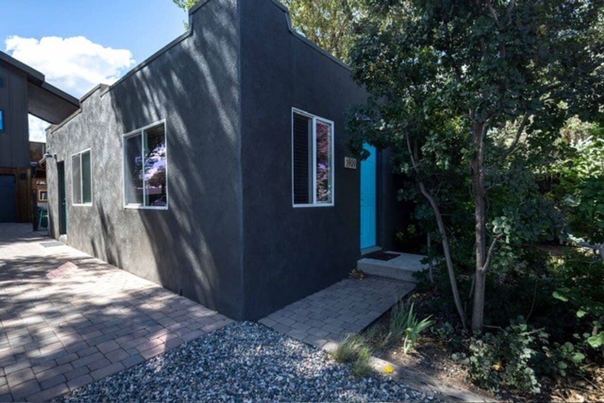 Primary Photo - 2 Bed 1 bath_Home_Great location in East F...