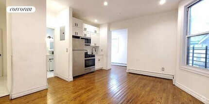 Building Photo - 2478 Elm Pl