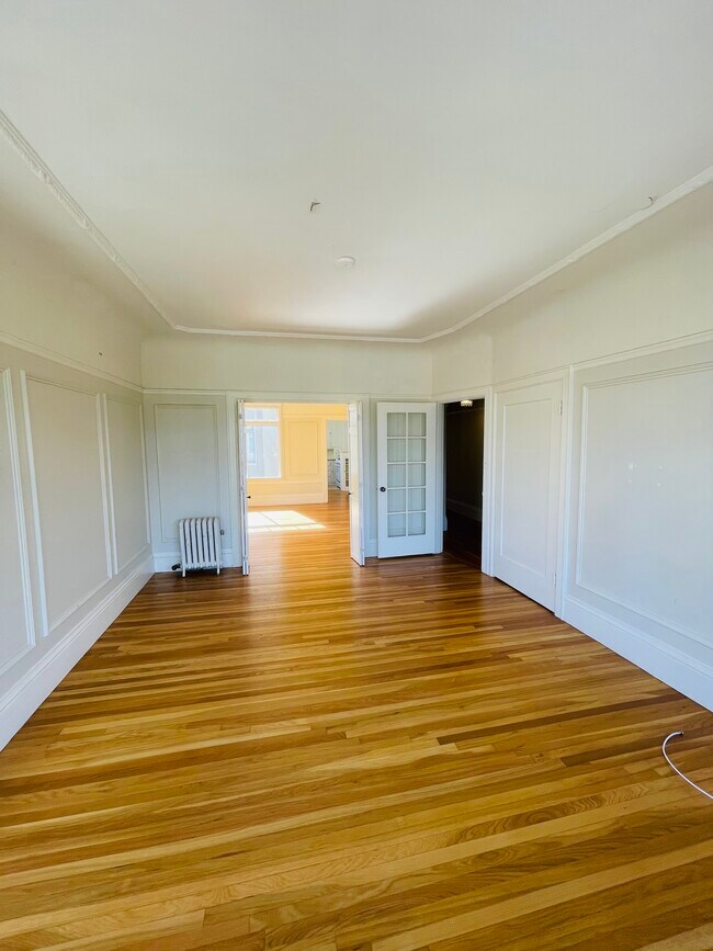 Foto del edificio - 1225 Bay St