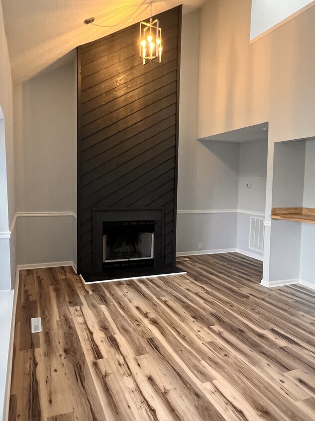 Foto principal - 17 Foxfire Blvd
