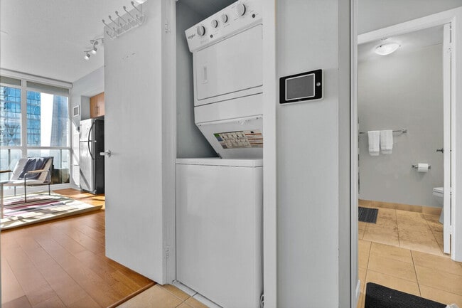 Photo du bâtiment - 25 York St