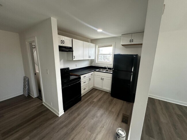 Foto del edificio - 749 Mt Hope St