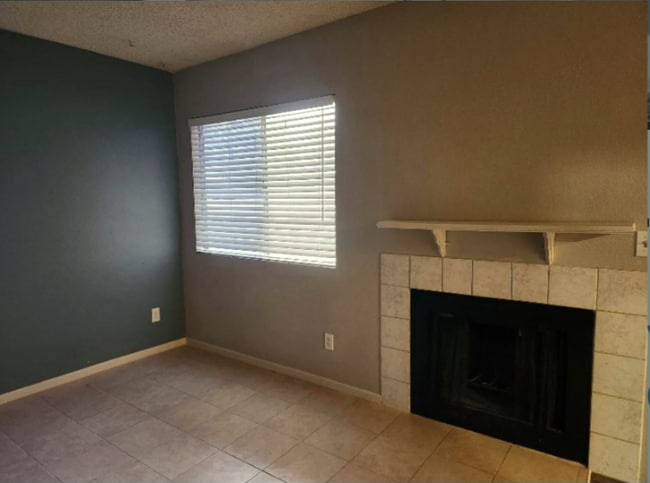 Building Photo - 2782 Eldora Cir