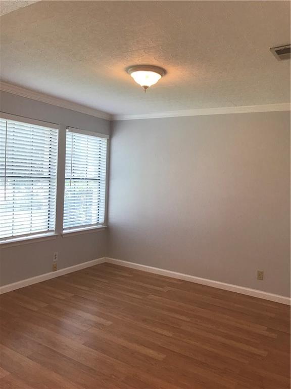 Building Photo - 11922 Swan Dr