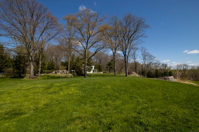 Building Photo - 491 Riversville Rd