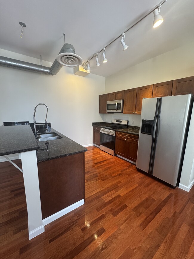 Kitchen - Parazin Lofts