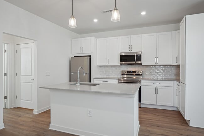 Building Photo - Hamlet Barclay West - Homes & Townhomes fo...