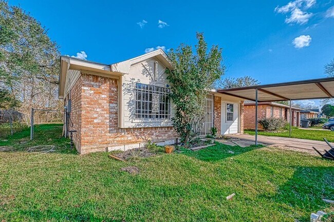 Building Photo - 11751 Murr Way