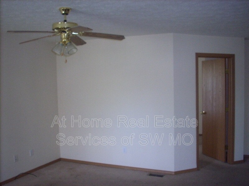 Foto del edificio - 1425 W Scott St